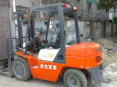 二手叉车3吨多少钱