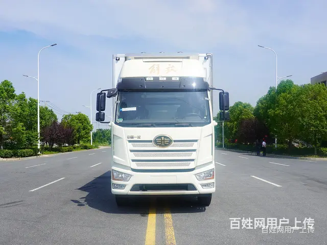 东风天龙牛羊肉6.8米冷藏车多少钱一辆 - 图片 6