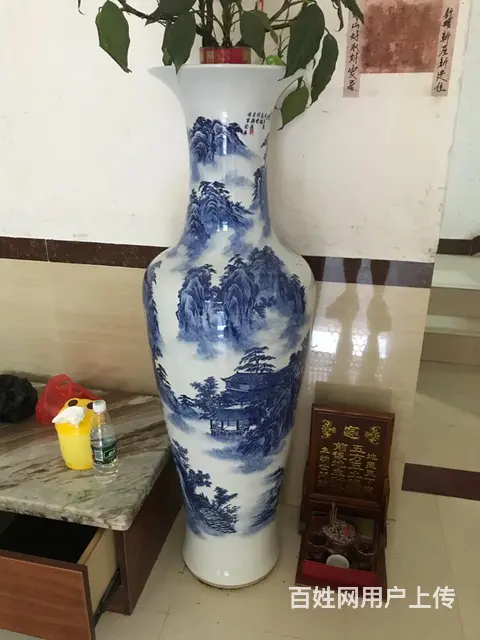 一双超大花瓶 - 图片 1