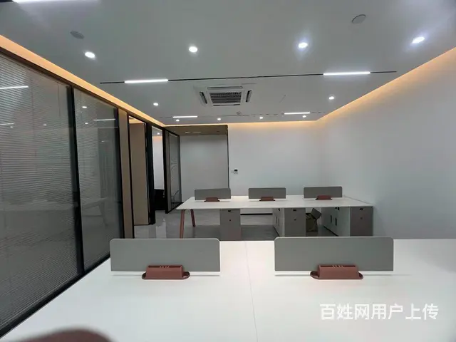 万福中心 豪 华写字楼，精装修带家具，地铁口交通方便 - 图片 1