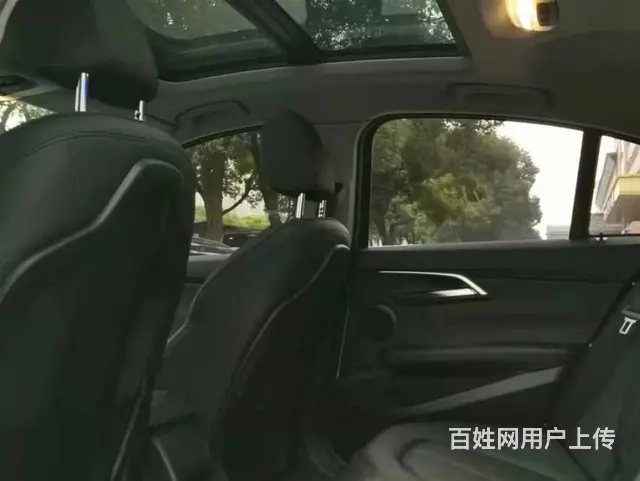 宝马1系 2018款 118i 1.5T 手自一体 运动型 - 图片 2