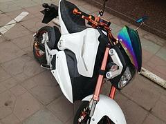 电动摩托