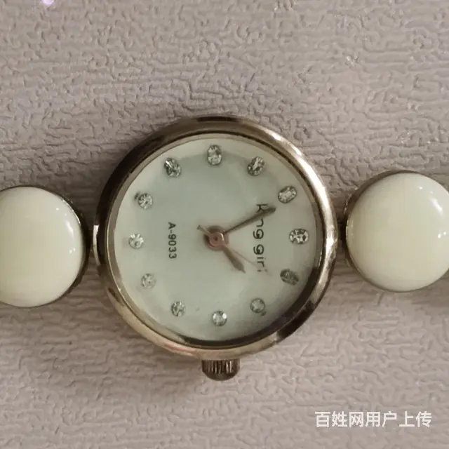 女王金表，石英女士腕表，双色表链，仿古款式 - 图片 8