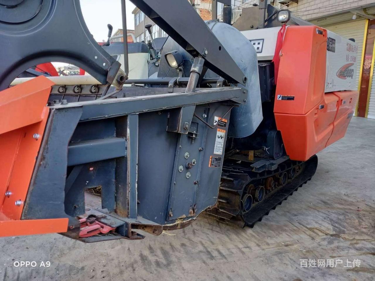 18年6月久保田988收割机 便宜出售 原版原况