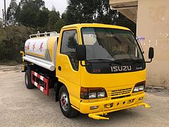 6方原装五十铃洒水车、实表两万公里全新上装洒水设备