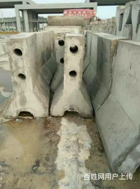 厦门漳州泉州水泥墩围挡批发60起 - 图片 2