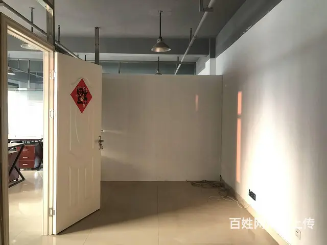房东直租)麓谷118平精装修电商，仓库，办公出租，带办公家具 - 图片 11