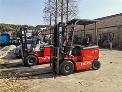 原版4米电动叉车 仓储小型二手叉车低价处理