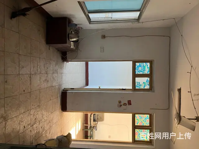 【搞定了！】总价1.9 馨苑十区附近 五楼非顶楼 两室一厅 - 图片 2