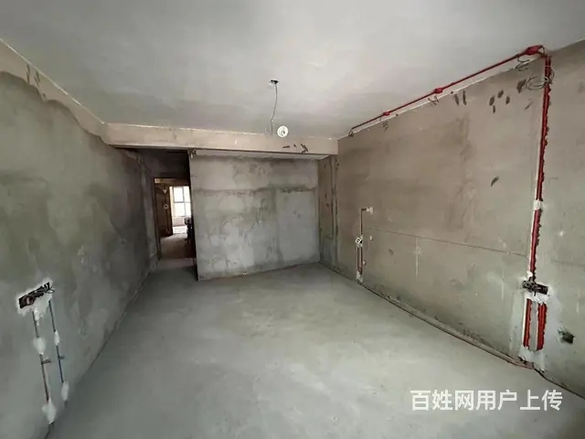 七十九号院洋房一层带南北院 上跃二层下跃负一380万带车库 - 图片 1