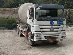 本人诚意出售水泥罐车重汽豪沃，车况好