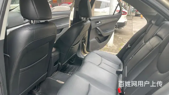 荣威360 2016款 1.5 手自一体 智屏版 - 图片 1