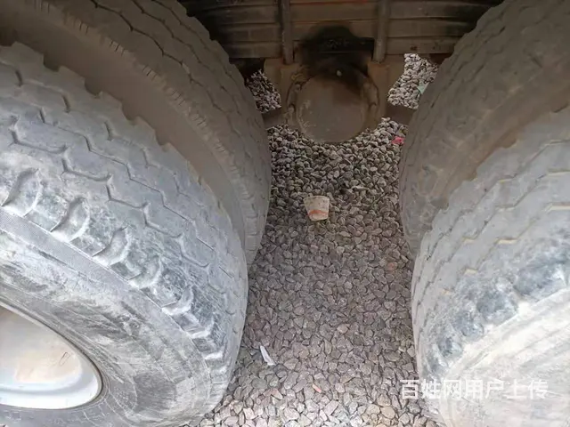 出售18年二手德龙轻量化搅拌车 大12方340马力 - 图片 7