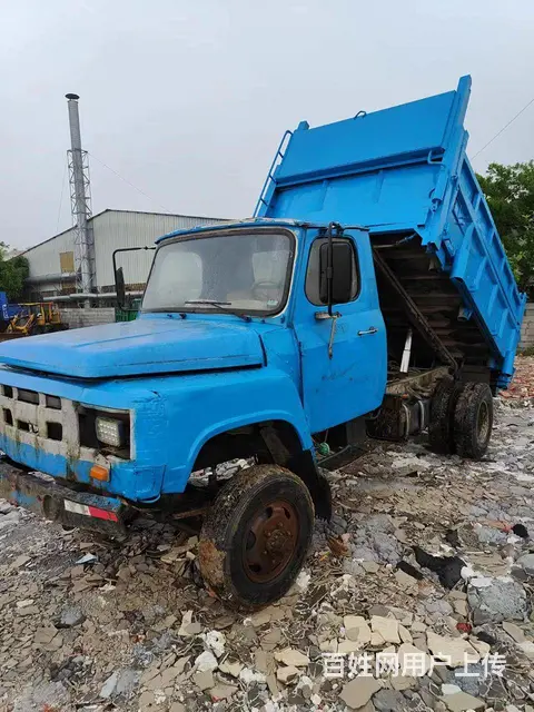 东风莲花自卸车，四驱爬山虎 - 图片 1