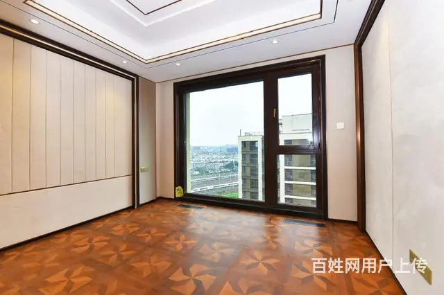 急卖，急卖，低于市场价格，正对花园景观，有钥匙，带一车位，急 - 图片 5