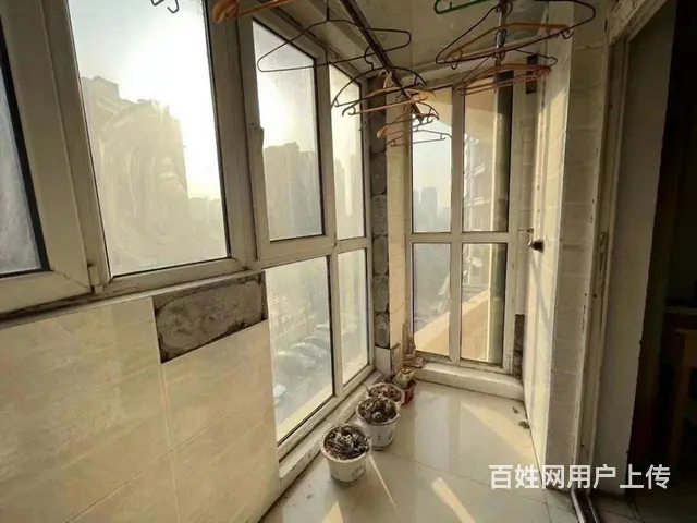 天和苑  东关逸夫 简装 60万电梯中层 老证 随时看房 - 图片 1