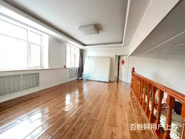 湖滨小区，3楼，200平，4室，65万 - 图片