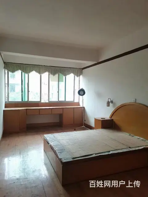 汇城商住楼 普通住宅2厅 中等装修 - 图片 1