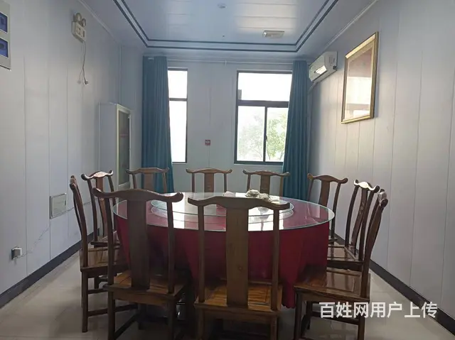 永昌路墨香苑南门饭店烧烤吉转（设有单间！门前可外摆烧烤！） - 图片 1