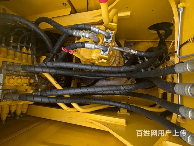 精品二手挖掘机 小松200-8 - 图片 8