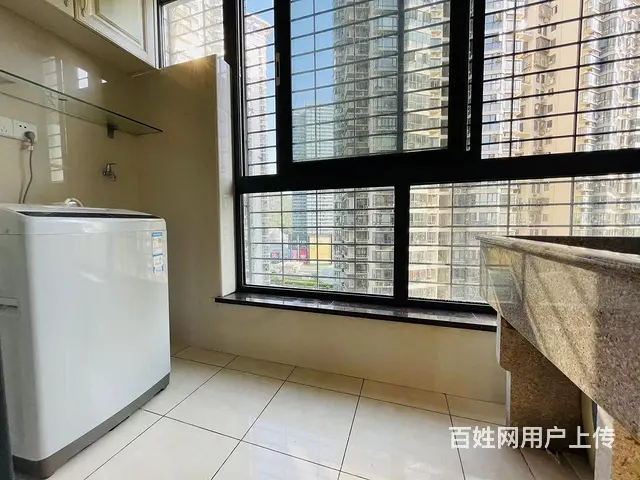 万象城 火车站 小区 电梯 朝南 3房2卫 出租 - 图片 9