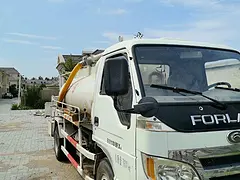 低价出售福田吸污车 费用年底 手续还有3年多