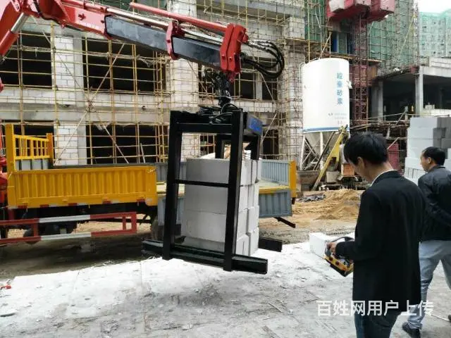 单桥折臂夹砖随车吊福曼折臂8吨随车吊多功能吊机 - 图片 3