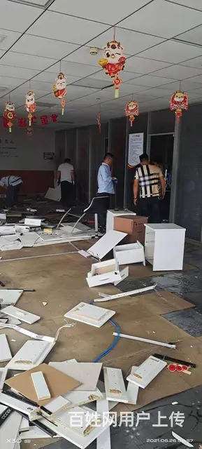 相城专业拆除拆旧 敲墙 拆柜子 打孔切割 清垃圾 - 图片 2