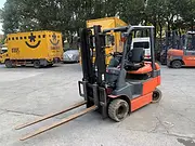 进口丰田2.5吨电动叉车 仓储搬运二手叉车低价出售