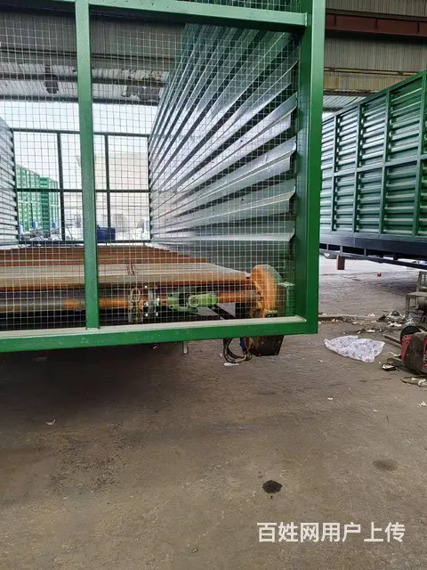 个人制作秸秆干草离田机，拖拉机牵引车，后门采用液压 - 图片 4