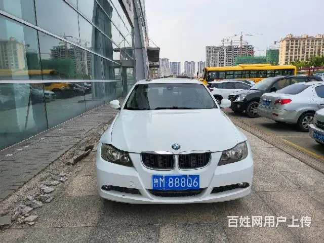 宝马 宝马3系 2010款 320i 2.0 手自一体 时尚 - 图片 1