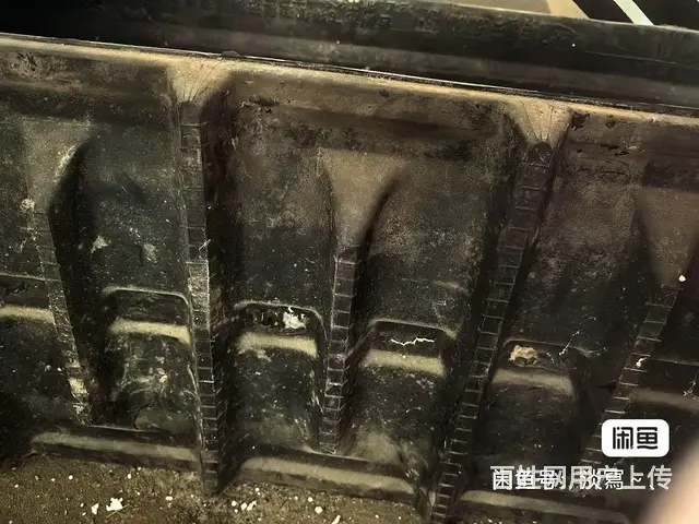 全新收割机履带，浙江飞特牌， - 图片 1