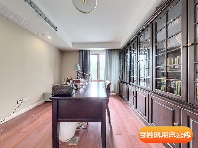 小河公园旁，上叠边套，带地暖新风，5房4卫带空中大花园 - 图片 4