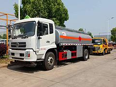 东风D9碳钢10吨加油车10吨油罐车包上户包送车