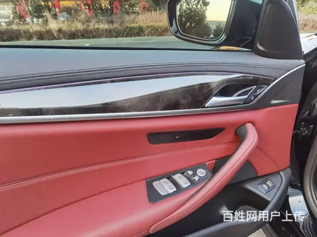 宝马5系 2019款 530Li 2.0T 手自一体   型 - 图片 7
