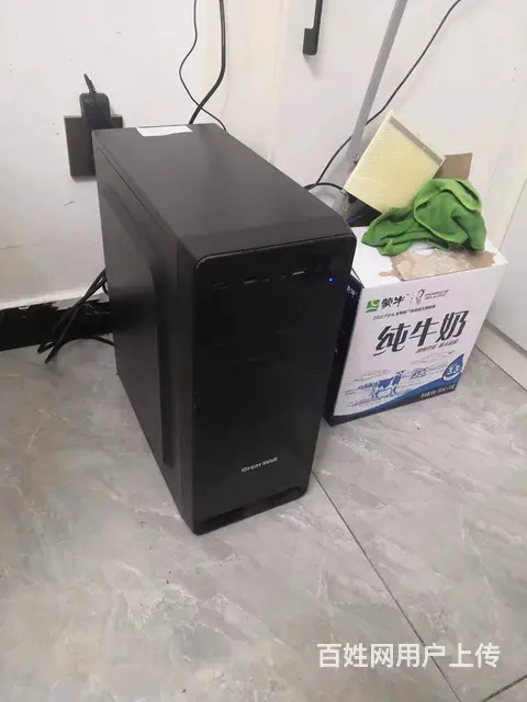家用一台双核8G内存120G固态独显台式电脑主机 - 图片 1