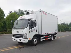 无锡上蓝牌4米2冷藏车低价转让分期付款