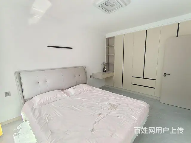 4楼 两室 精装地热 拎包入住 位置好 下楼电工小书包 - 图片 3