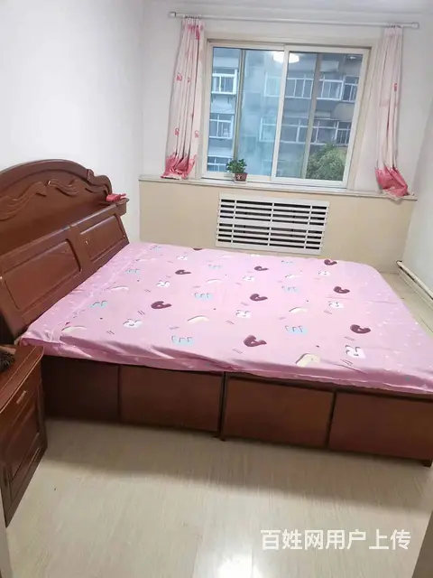 中心市场附近3楼65平床冰箱洗衣机热水器8000元 - 图片 1