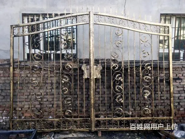 乌鲁木齐铁艺护栏  锌钢护栏 道路护栏 - 图片 10
