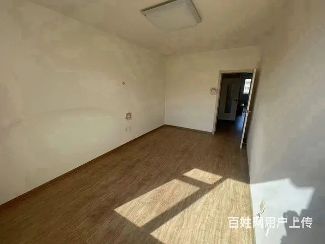 电梯五楼南北三室丰满长江街兴隆街交汇大唐佳园精装拎包入住 - 图片 4