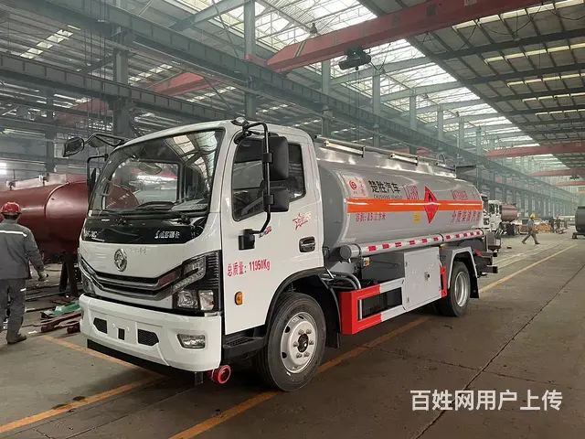 伊春东风小型加油车8吨拉油车厂家包上户 - 图片 5