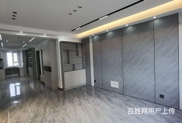 一中学区凌河湾御景苑电梯六楼94平两室通厅精装未住 - 图片 1