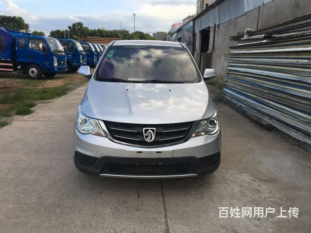 宝骏730 2014款 1.5 手动 舒适型7座 - 图片 1