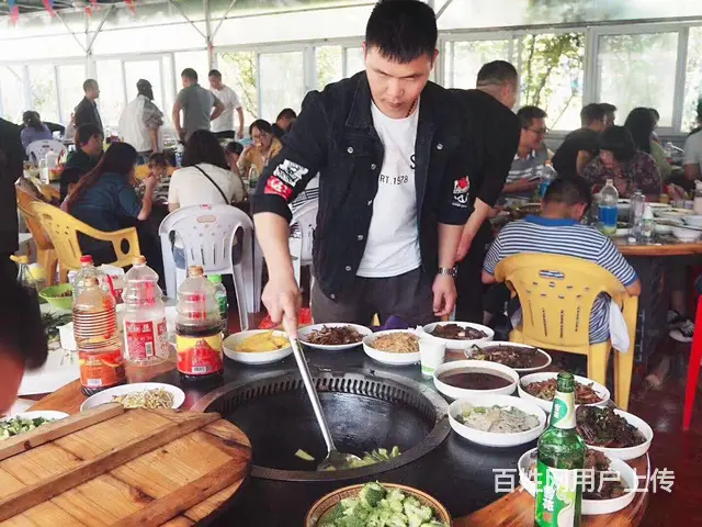 紫蓬山大锅灶做饭，紫蓬山大锅灶团建人均低至60 - 图片 1