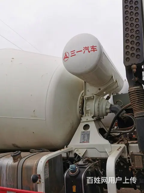 18年二手三一搅拌车 大12方 336马力 后八轮 - 图片 5