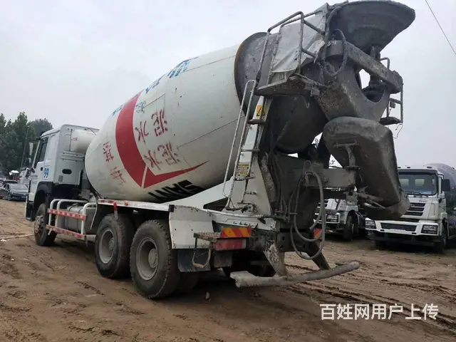 二手豪沃大12方搅拌车 后八轮 国四 三一上装 - 图片 3