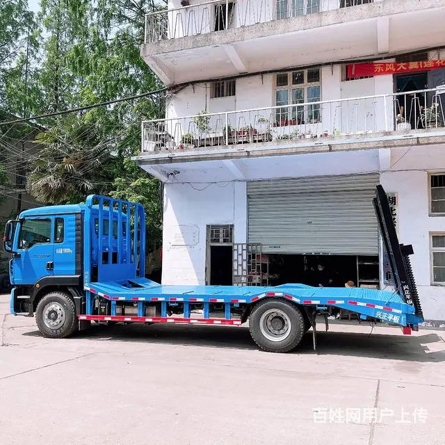 重汽豪沃TX单桥6米8低平板拖车 拉15吨挖机设备 - 图片 7