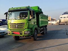 2018年1月陕汽德龙绿皮国五渣土车