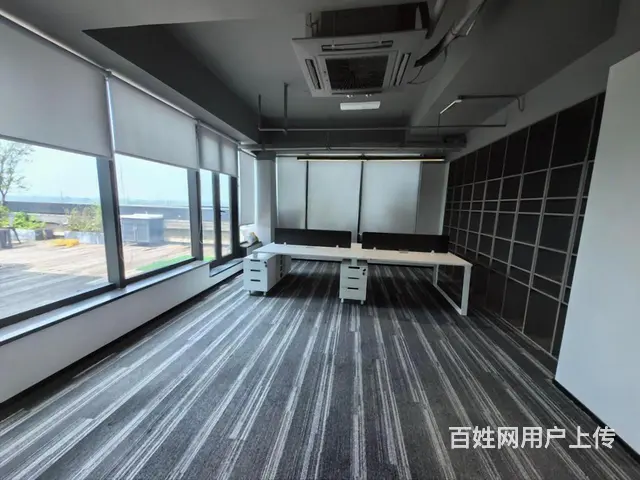 顶楼带6个露台 每个办公室都有露台 视野开阔带花园可随时看房 - 图片 7